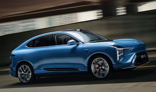 兴：用遥控追求极致速度；蔡浩宇AI游戏上架2719元｜极客早知道爱游戏平台Sam Altman：AI存在泡沫；宇树机器人夺金王兴(图8)